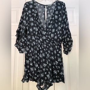 American Eagle Romper